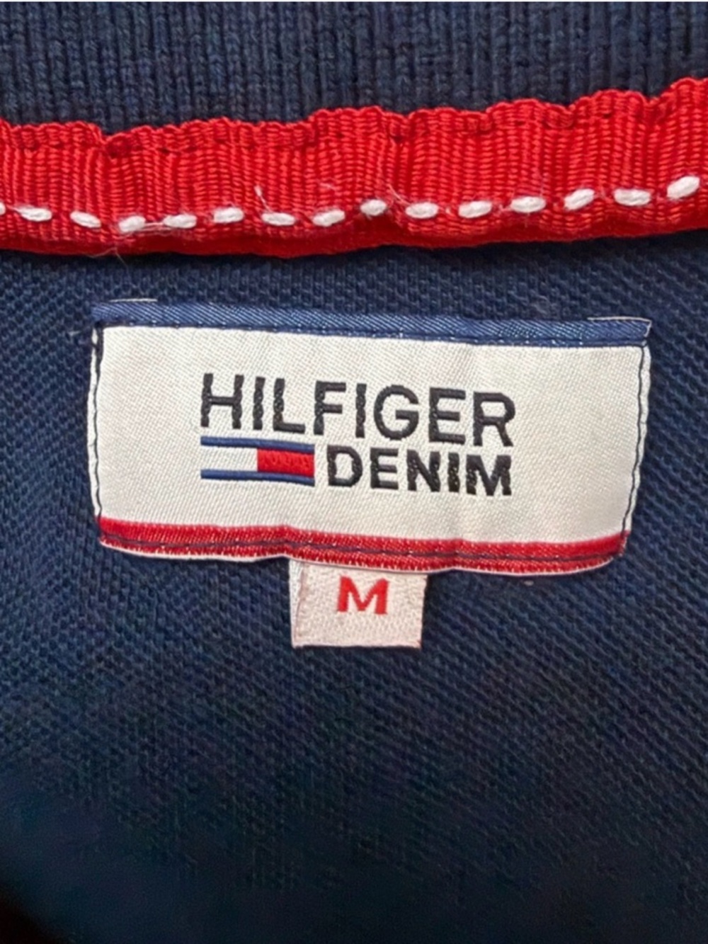 26)Tommy Hilfiger Navy Red Colorblock Polo Tee Logo Shirt. PTP 18 - Picture 7 of 8
